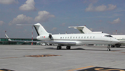 Global Express HB-INJ Novartis Jets