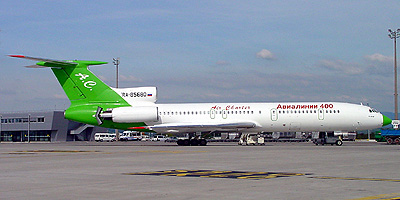Tuploev Tu-154M RA-85680 von Airlines 400