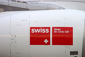 Quadrat-Logo auf den Triebwerken